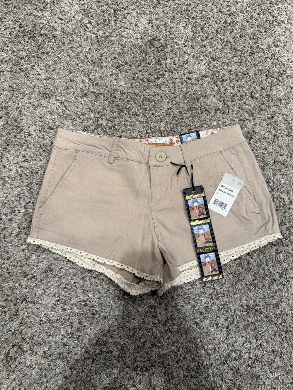 Dollhouse Taupe Lace-Trim Skort Shorts